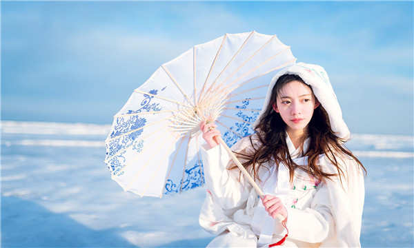 五华试管代怀生子多少钱一个？助孕之路的费用分析与方案选择